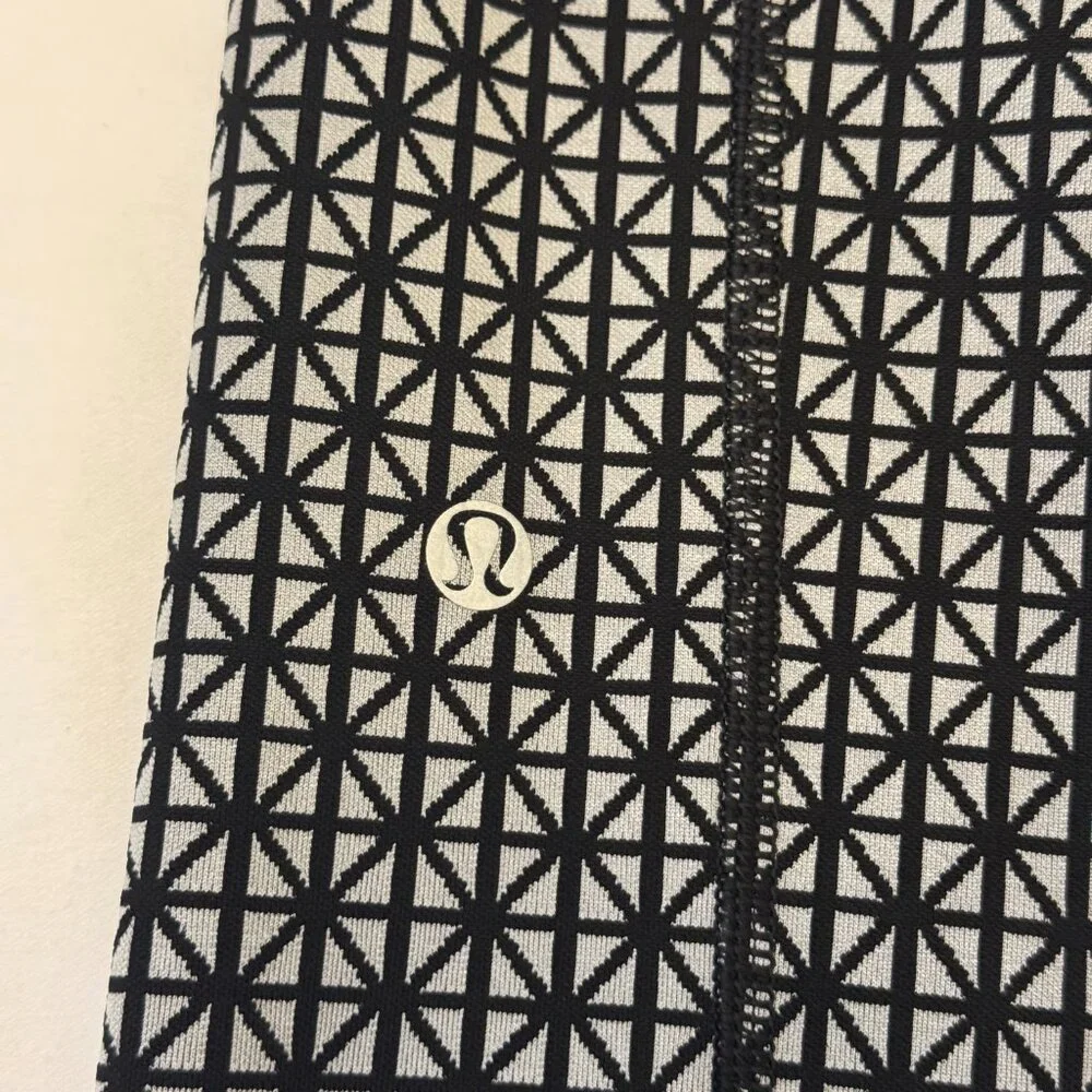 Lululemon Straight Up Pant Tri Geo Silver Spoon Black Womens Size 10
